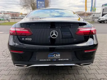 MERCEDES-BENZ E 300 Coupé AMGLine Burmester Kessy 1.…