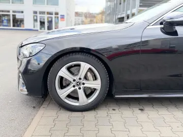 MERCEDES-BENZ E 300 Coupé AMGLine Burmester Kessy 1.…