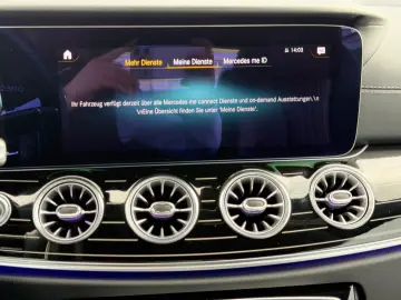 MERCEDES-BENZ E 300 Coupé AMGLine Burmester Kessy 1.…