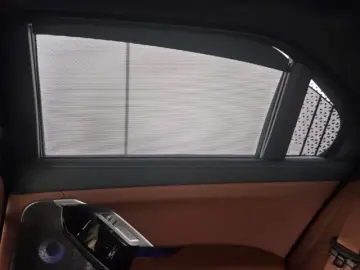 BMW M760 e xDrive Limousine Luftfederung AD Niveau N