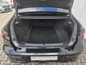 BMW M760 e xDrive Limousine Luftfederung AD Niveau N