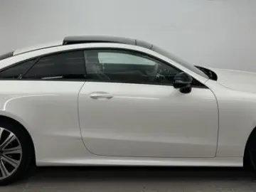 MERCEDES-BENZ E 300 Coupe AMG NIGHT PANO BURMESTER-3…