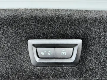 BMW M760e xDrive  Vollausstattung FULL Unfallfrei