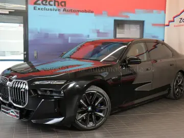 BMW M760 e xDr.ExecLounge.AHK.PanoSkyLounge.FondEnt.