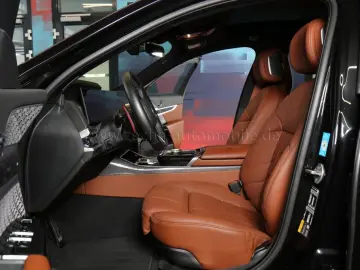 BMW M760 e xDr.ExecLounge.AHK.PanoSkyLounge.FondEnt.