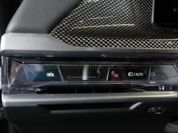 BMW M760 e xDr.ExecLounge.AHK.PanoSkyLounge.FondEnt.