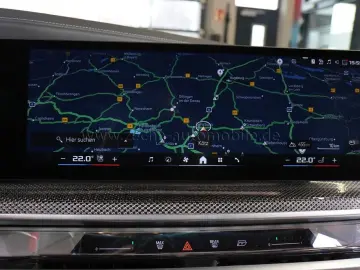 BMW M760 e xDr.ExecLounge.AHK.PanoSkyLounge.FondEnt.