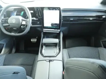 RENAULT AUSTRAL esprit Alpine E-Tech full hybrid 200