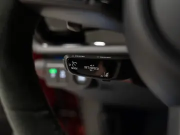 PORSCHE Panamera GTS Beifahrerdisplay Standheizung