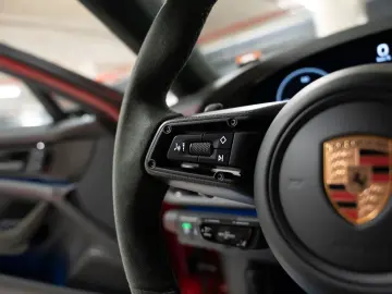 PORSCHE Panamera GTS Beifahrerdisplay Standheizung