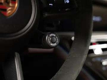 PORSCHE Panamera GTS Beifahrerdisplay Standheizung