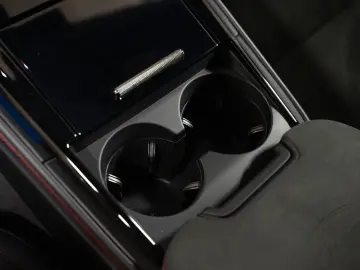 PORSCHE Panamera GTS Beifahrerdisplay Standheizung