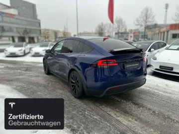 TESLA Model X Plaid