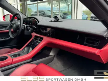 PORSCHE Taycan Turbo GARANTIE 05 26 PANO BOSE MATRIX 360