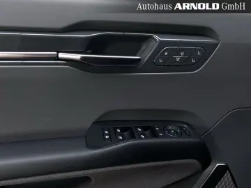 KIA EV9 99 8 kWh AWD 360  HUD Massage Ventil