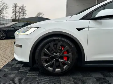 TESLA MODEL X PLAID   HARWARE 4   6SEAT   CYBERSTREAM