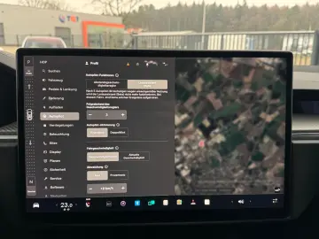 TESLA MODEL X PLAID   HARWARE 4   6SEAT   CYBERSTREAM