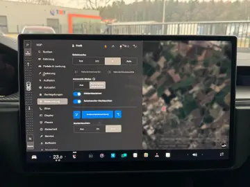 TESLA MODEL X PLAID   HARWARE 4   6SEAT   CYBERSTREAM