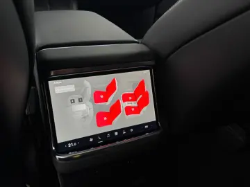 TESLA MODEL X PLAID   HARWARE 4   6SEAT   CYBERSTREAM