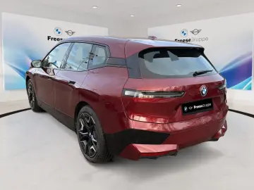 BMW iX xDrive40 SPORTPAKET 22 ZOLL LED KAMERA NAVI