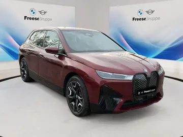 BMW iX xDrive40 SPORTPAKET 22 ZOLL LED KAMERA NAVI