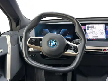 BMW iX xDrive40 SPORTPAKET 22 ZOLL LED KAMERA NAVI