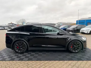 TESLA MODEL X PLAID   HARWARE 4   6SEAT   CYBERSTREAM