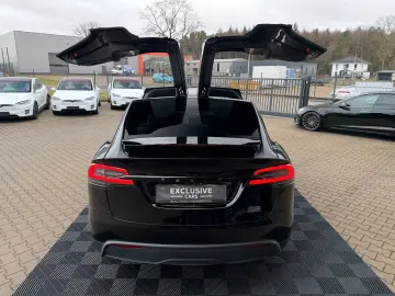 TESLA MODEL X PLAID   HARWARE 4   6SEAT   CYBERSTREAM