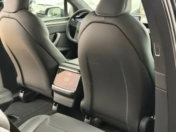 TESLA MODEL X PLAID   HARWARE 4   6SEAT   CYBERSTREAM