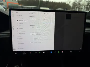 TESLA MODEL X PLAID   HARWARE 4   6SEAT   CYBERSTREAM