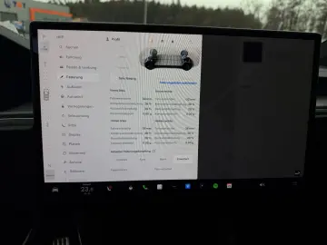 TESLA MODEL X PLAID   HARWARE 4   6SEAT   CYBERSTREAM
