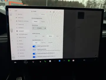 TESLA MODEL X PLAID   HARWARE 4   6SEAT   CYBERSTREAM