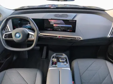 BMW iX xDrive40 LiCoPro HUD DriviAss  ParkAss.RFK