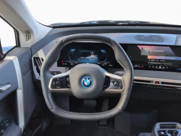 BMW iX xDrive40 LiCoPro HUD DriviAss  ParkAss.RFK