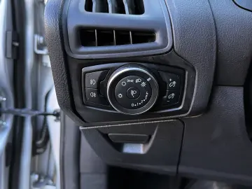 FORD Focus 1.5TDCi Business