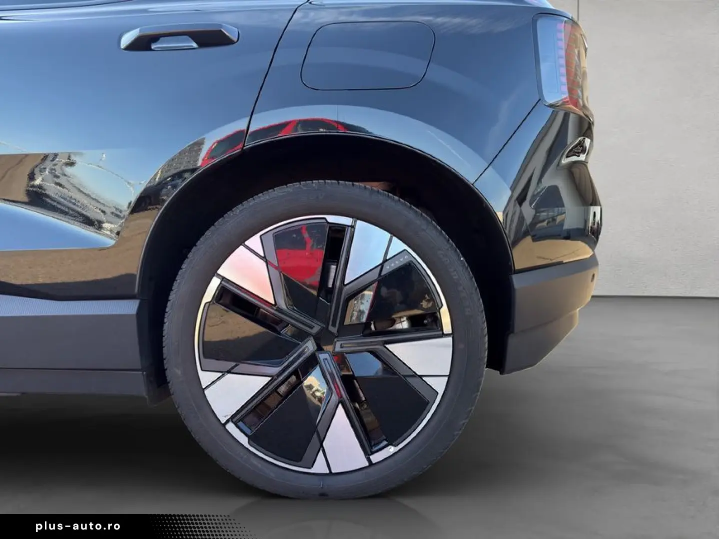 VOLVO EX30 Twin Motor Performance AWD Plus