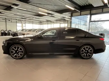 BMW i7 M70 xDrive M Sport