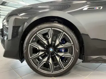 BMW i7 M70 xDrive M Sport