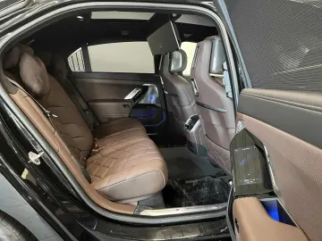 BMW i7 M70 xDrive M Sport