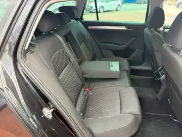 Skoda Superb 2020 – 1.6D