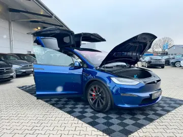 TESLA MODEL X PLAID   HARWARE 4   6SEAT   22