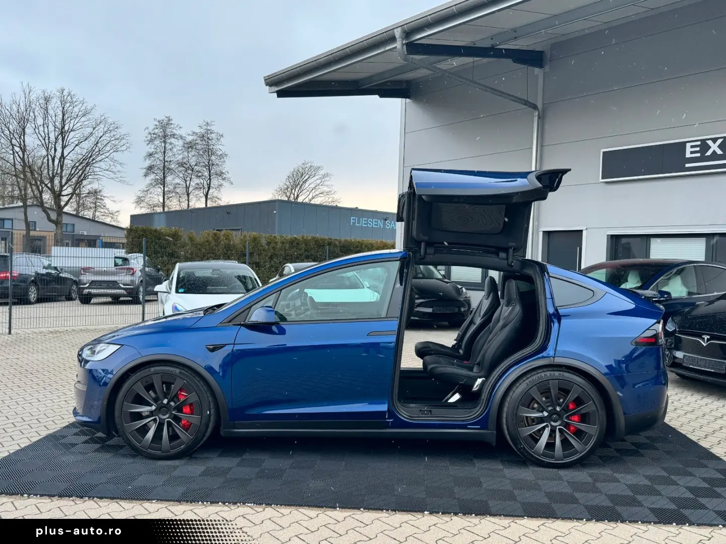 TESLA MODEL X PLAID   HARWARE 4   6SEAT   22