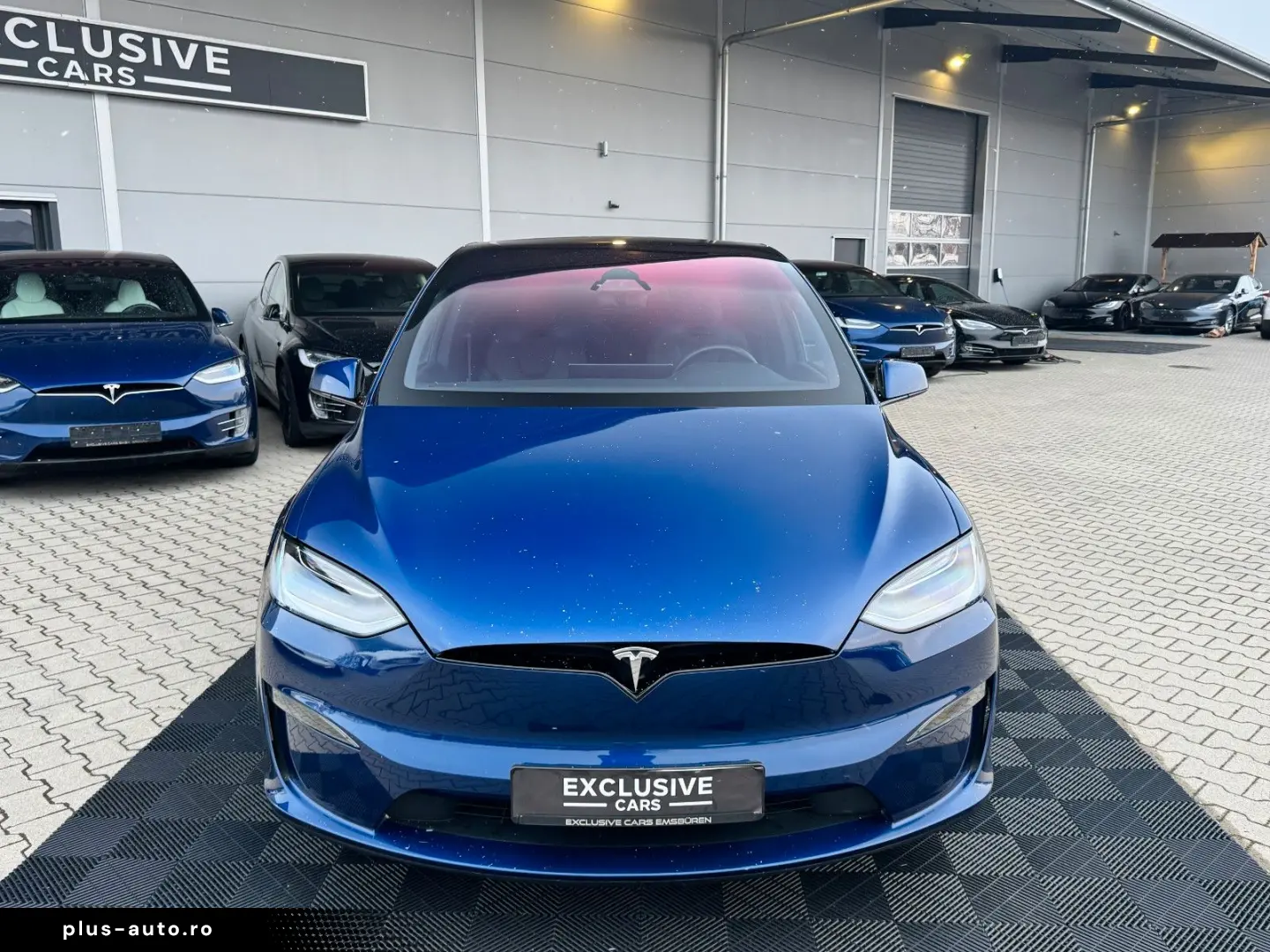 TESLA MODEL X PLAID   HARWARE 4   6SEAT   22