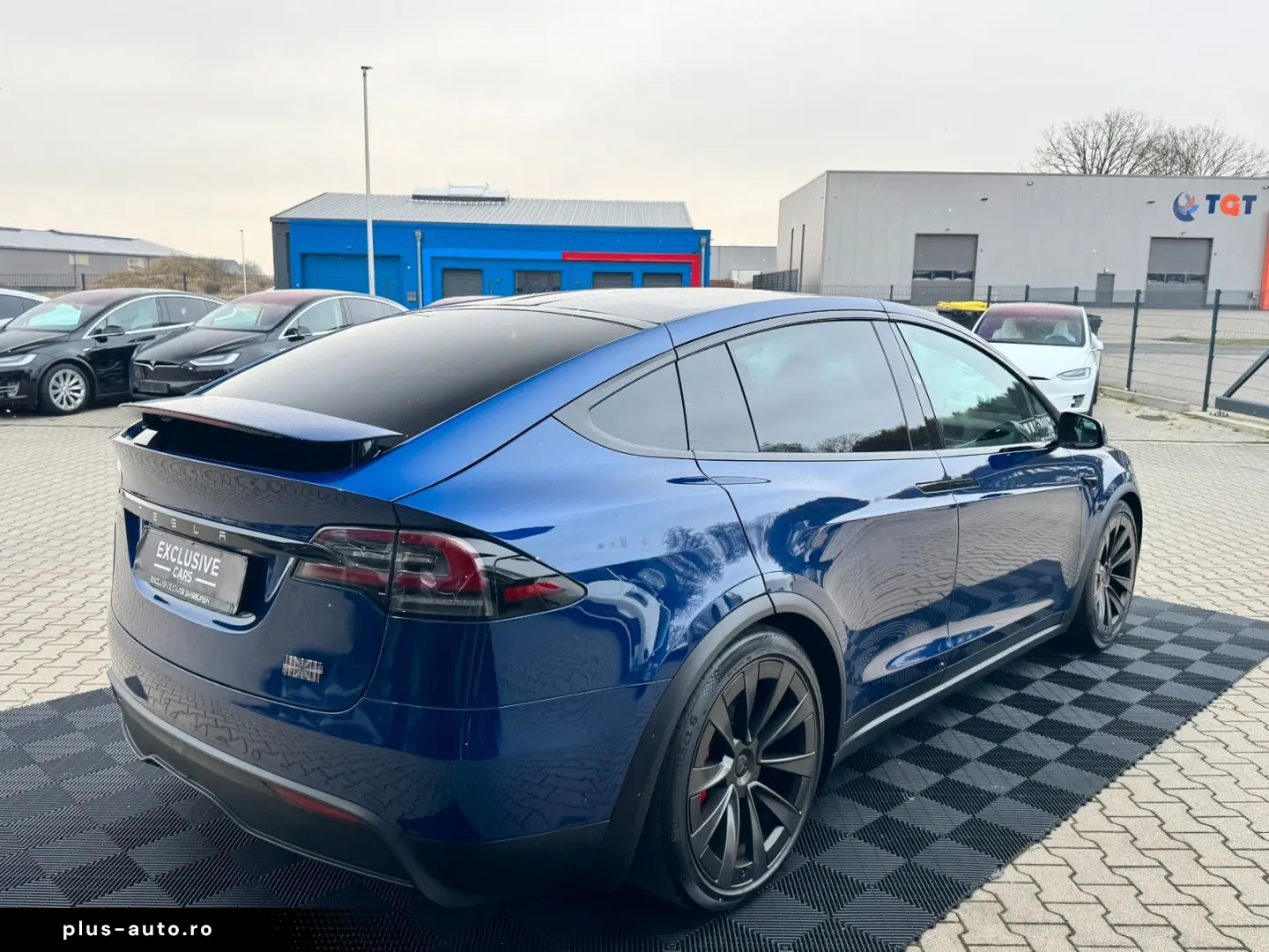 TESLA MODEL X PLAID   HARWARE 4   6SEAT   22