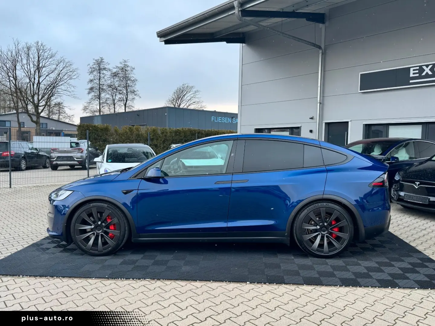 TESLA MODEL X PLAID   HARWARE 4   6SEAT   22