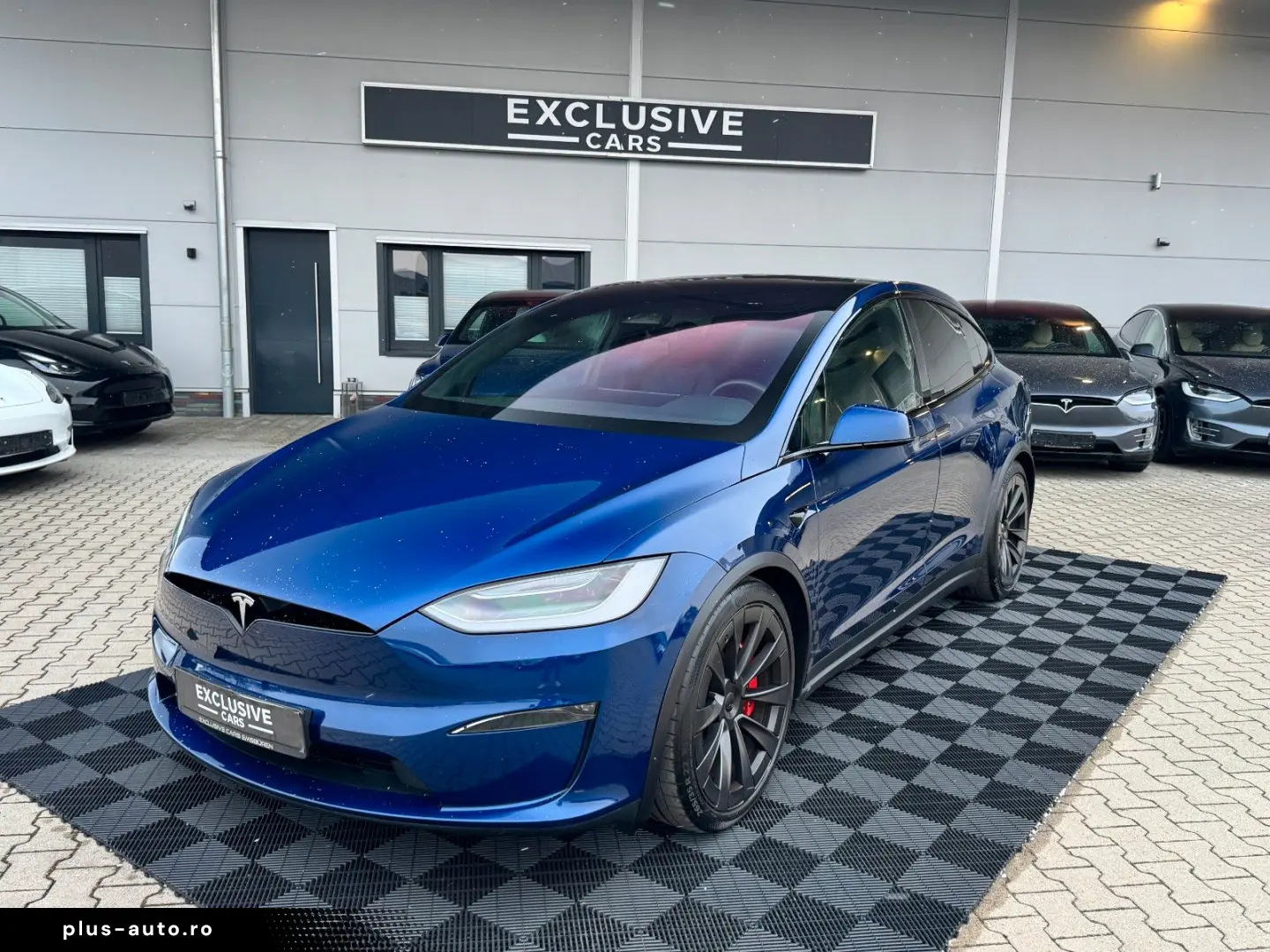 TESLA MODEL X PLAID   HARWARE 4   6SEAT   22
