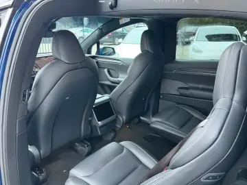 TESLA MODEL X PLAID   HARWARE 4   6SEAT   22