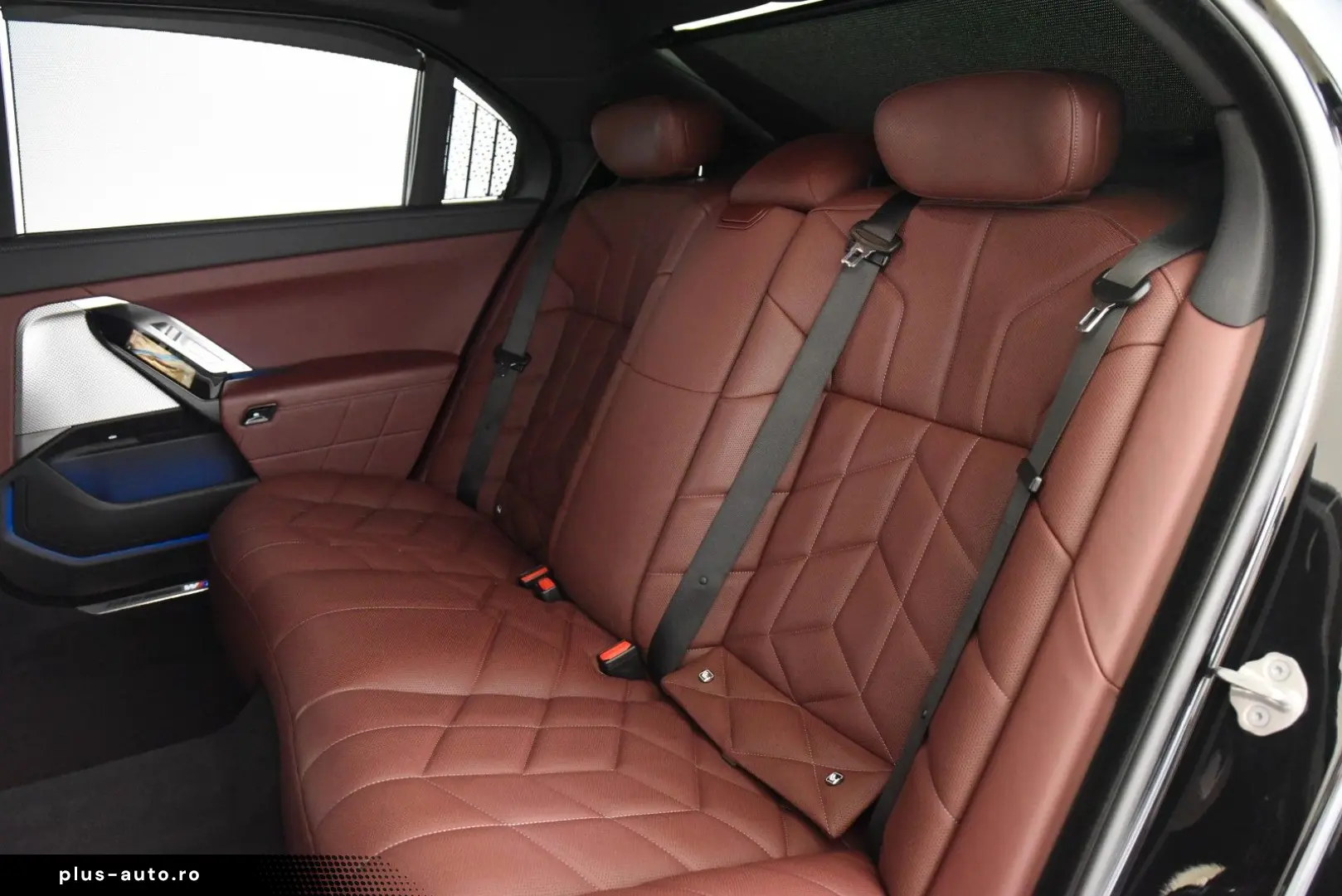 BMW i7 xDr60 MSp HUD ACC 360  Keyless B&W SkyLo