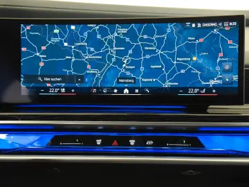 BMW i7 xDr60 MSp HUD ACC 360  Keyless B&W SkyLo