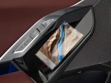 BMW i7 xDr60 MSp HUD ACC 360  Keyless B&W SkyLo